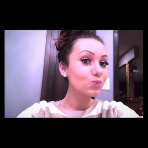 Meet your Posher, Bailey